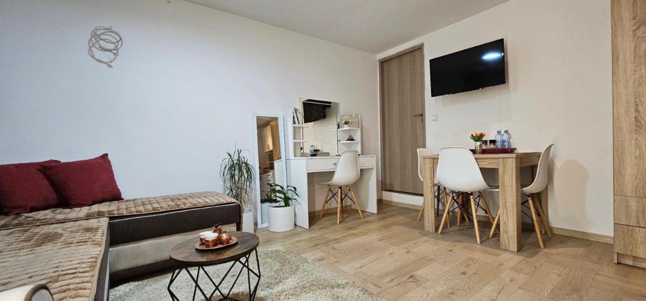 Gh Moonlight Hotel SJJ Eksteriør billede